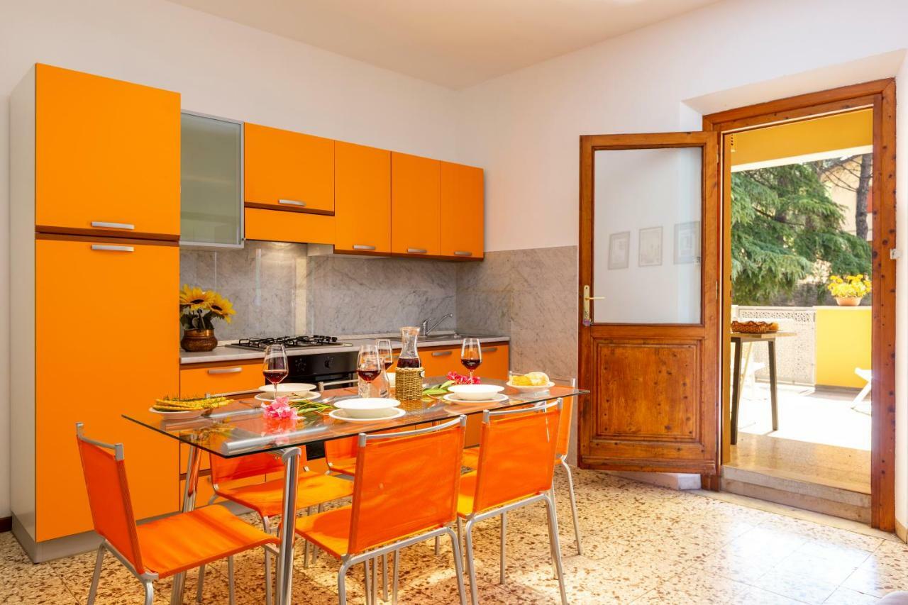 Montecchio Casa Donatellaアパートメント エクステリア 写真