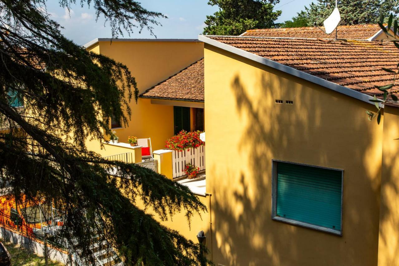 Montecchio Casa Donatellaアパートメント エクステリア 写真